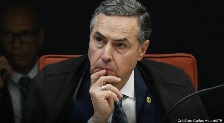 Ministro Barroso, do STF, suspende piso salarial da enfermagem  