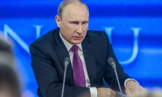 Ucrânia tentou matar Putin em tentativa de ataque ao Kremlin, diz Rússia