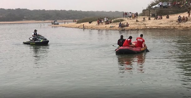 Jovem de 19 anos morre afogado na Várzea das Flores, em Betim