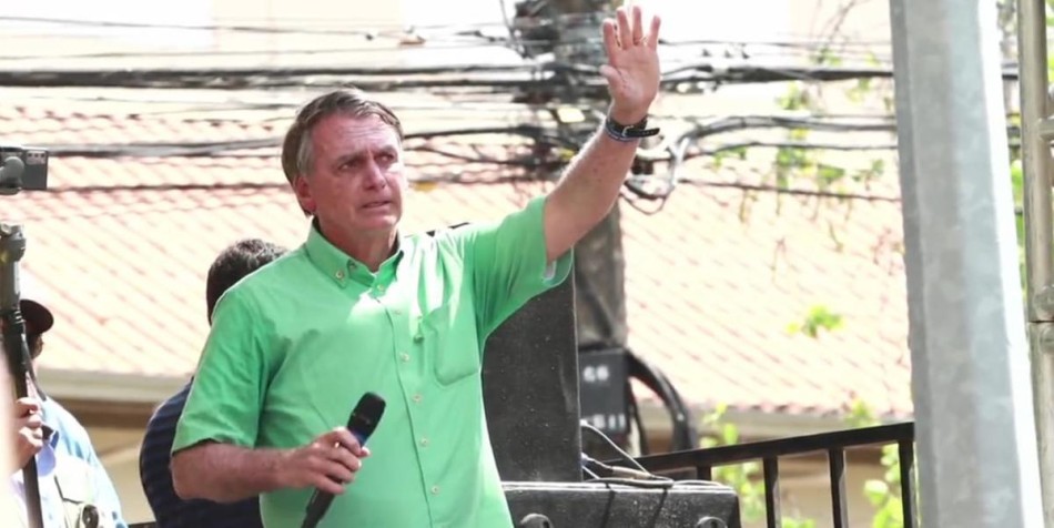 Candidato à reeleição, Bolsonaro cumpre agenda de campanha em Divinópolis