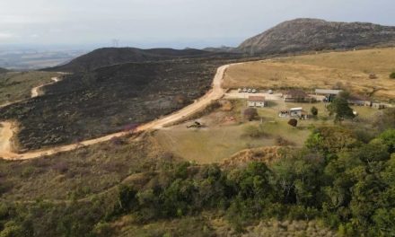 Após quatro dias de combate, incêndio no Parque Nacional da Serra da Canastra é extinto