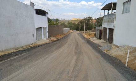 Diversos trabalhos foram realizados pela Secretaria de Obras nesta semana