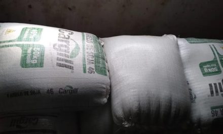 Sacas de café avaliadas em R$ 30 mil são furtadas de armazém em bairro rural de Ouro Fino