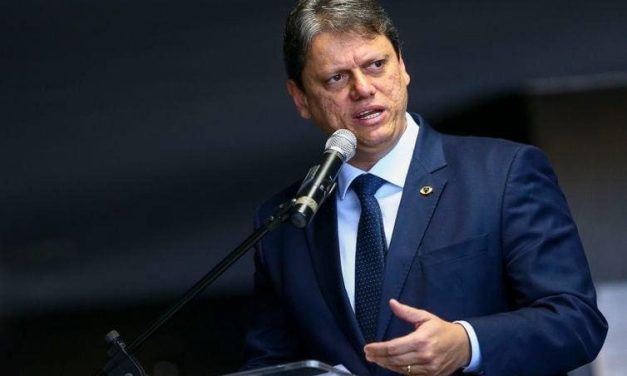 ‘Nenhuma hipótese afastada’, diz PM sobre tiroteio em agenda de Tarcísio