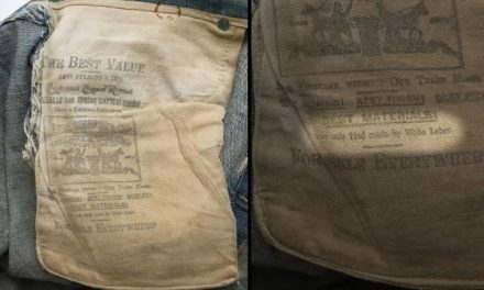 Calça Levi’s do século 19 com slogan racista é vendida em leilão por quase R$ 500 mil