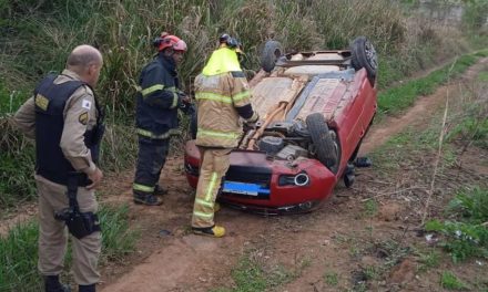 Passageiro morre e motorista fica ferido em acidente próximo a Cláudio