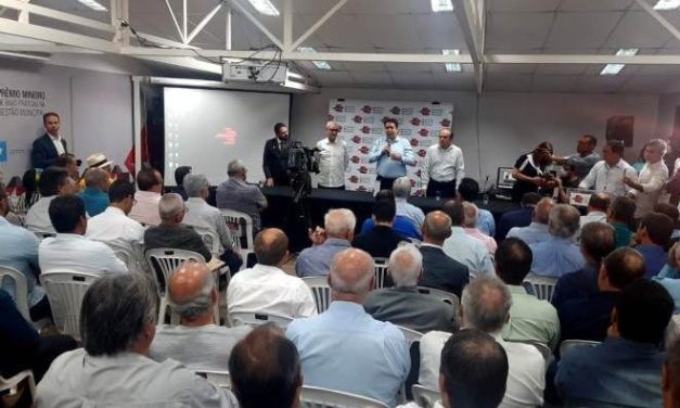 Prefeitos consolidam carta dos municípios mineiros para ser entregue aos presidenciáveis
