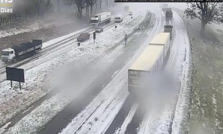 Tempestade de granizo faz estrago e assusta moradores no Sul de Minas