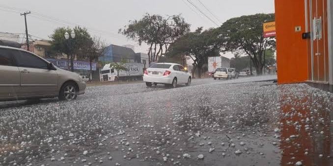 450 cidades de Minas têm alerta de tempestade com granizo; Formiga está na lista