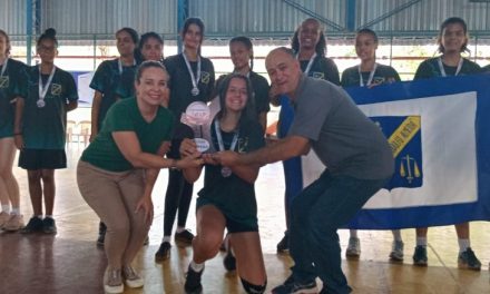 Equipe de handebol da Escola Rodolfo Almeida é campeã do JERP-2022