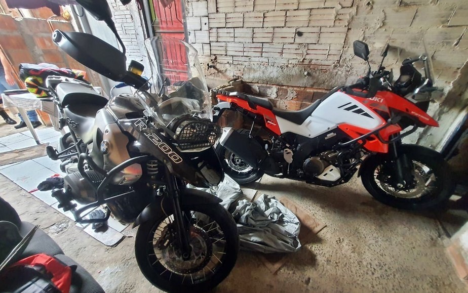 Dupla rende funcionária de concessionária e rouba motocicletas em MG