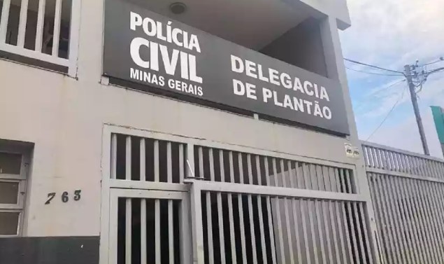 Homem mata namorada em MG após ficar com ciúmes dela durante ménage
