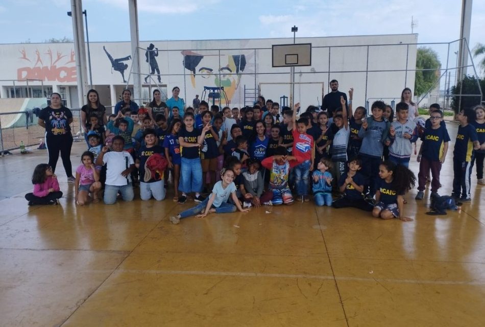 Alunos do Caic participam de atividades de recreação