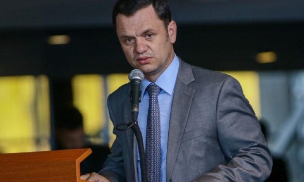 Deputados pedem convocação de ministro da Justiça para explicar atuação da PRF