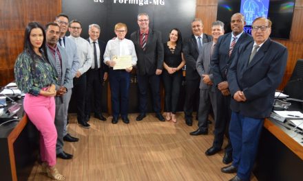 Padres dehonianos são homenageados na Câmara pelo centenário em Formiga