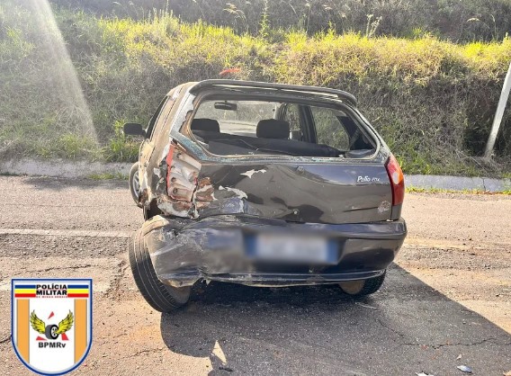 Homem é atropelado enquanto consertava carro e é preso por dirigir embriagado em MG
