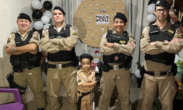 Criança liga para o 190 e convida a polícia para o seu aniversário, em MG