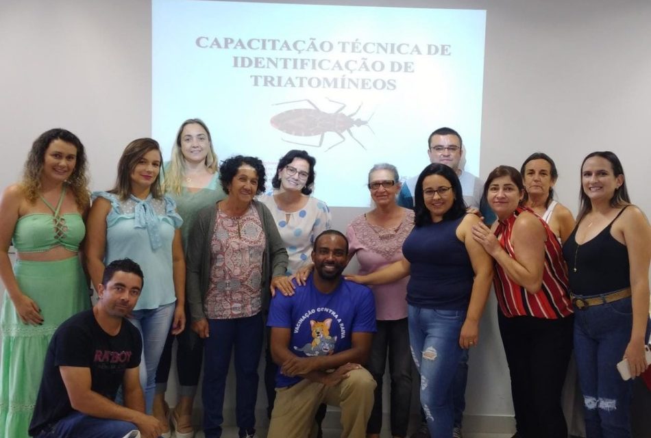 Agentes comunitários participam de capacitação para identificação de barbeiros