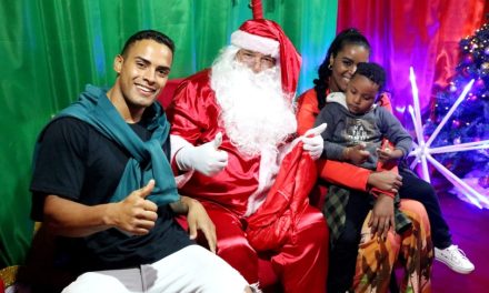 Hoje é o último dia para visitar o Papai Noel na praça São Vicente Férrer