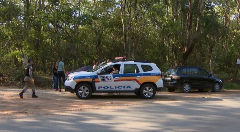 Corpo de jovem desaparecido é encontrado enterrado pela metade na zona rural de Divinópolis