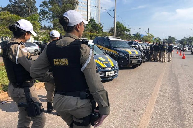 Polícias intensificam fiscalização nas rodovias mineiras no feriado prolongado