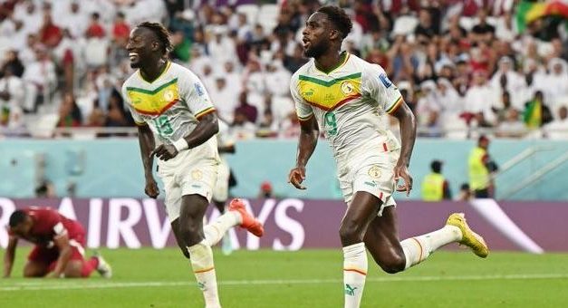 Senegal supera Catar e se torna primeira equipe africana a triunfar neste mundial