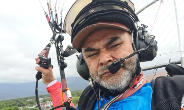 Homem despenca 15 metros e morre após cerol rasgar paraglider no litoral de SP