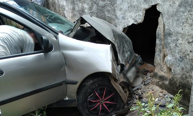 Veículo perde freio e colide contra muro no Engenho de Serra