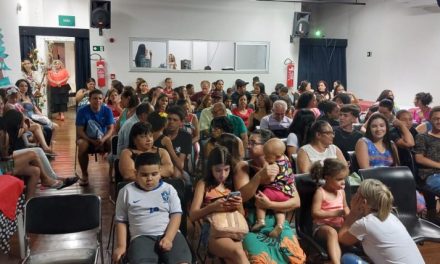 Evento em comemoração ao Natal é realizado na “Praça do CEU”