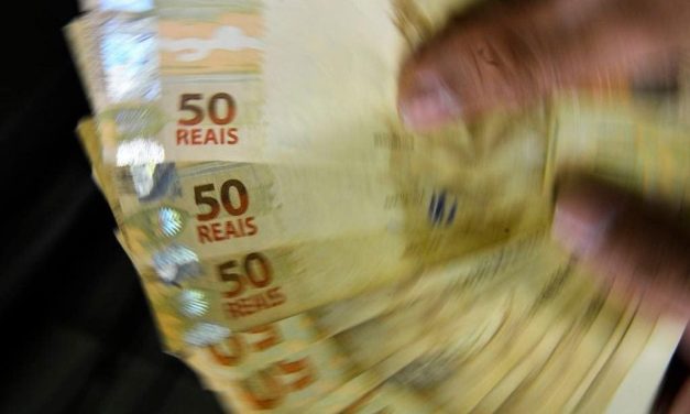 MG: jovem é presa após simular sequestro e exigir R$ 2 mil de resgate do marido