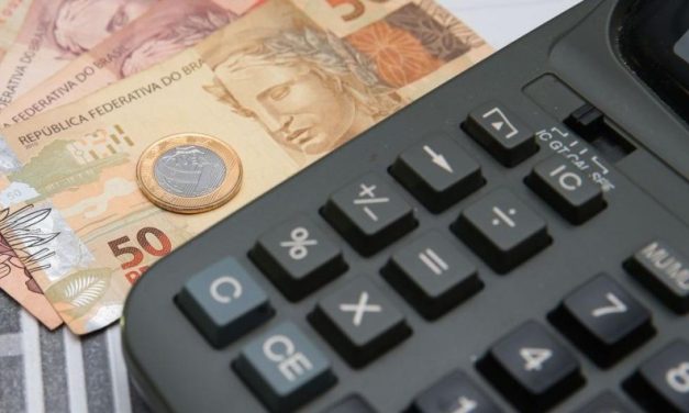 Economia cresce 2,7% no trimestre encerrado em julho