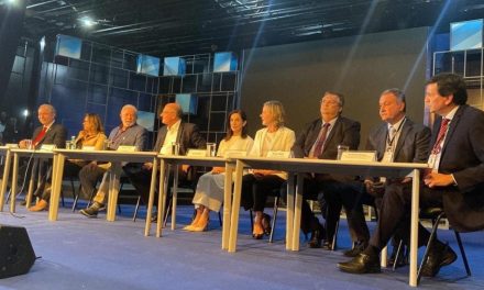 Lula anuncia Aloizio Mercadante como presidente do BNDES