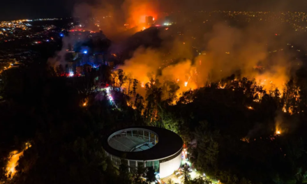 Incêndio em Viña del Mar deixa dois mortos e atinge 400 casas