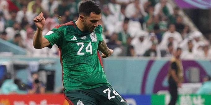 México vence a Arábia Saudita, mas é desclassificado pelo critério de saldo de gols