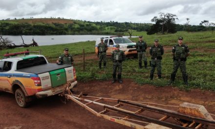 Materiais de pesca irregular são recolhidos em cidades banhadas pelo rio São Francisco