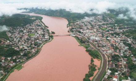 Homem desaparece após pular no Rio Doce, no Leste de Minas