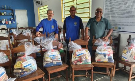 Rotary Club de Formiga entrega cestas básicas do Natal Solidário