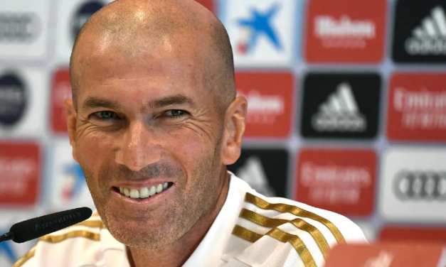 Zidane é candidato a substituir Tite na Seleção Brasileira, diz jornal francês