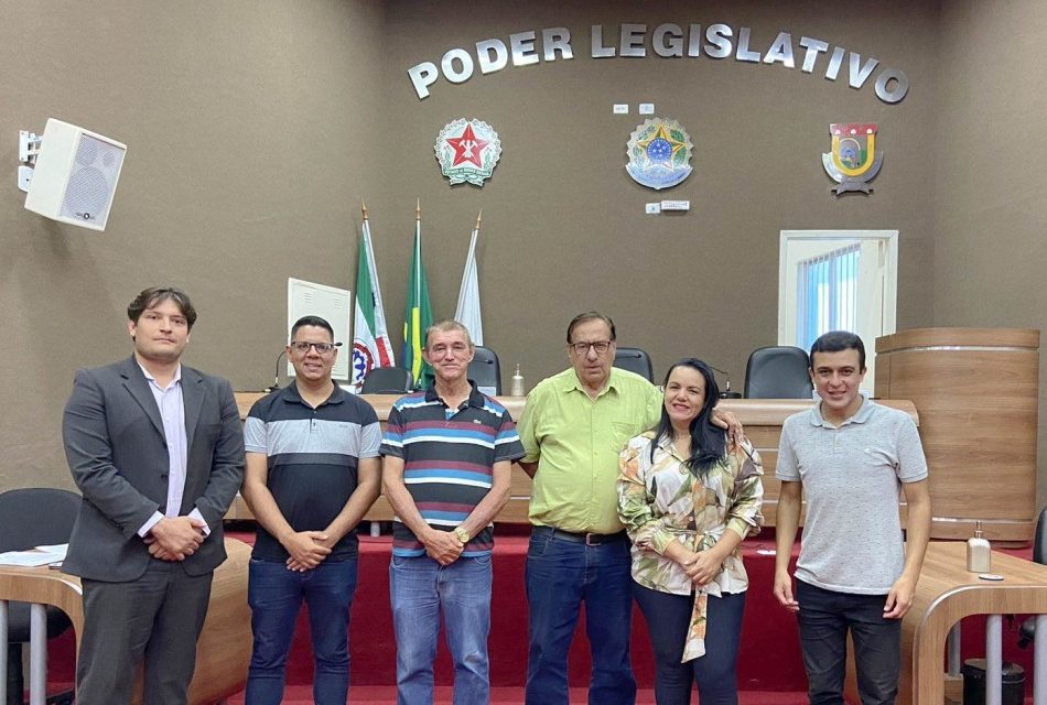 Vereadores visitam a Câmara de Arcos para discutir parcerias