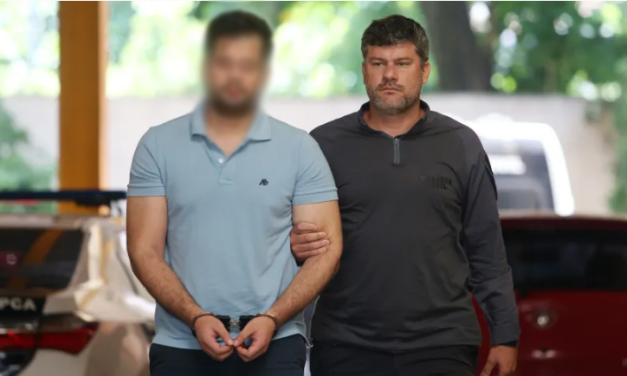 Anestesista preso por estupro se declara viciado em pornografia infantil