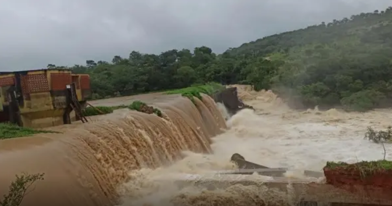 Chuva eleva nível de barragem e deixa Pará de Minas em alerta