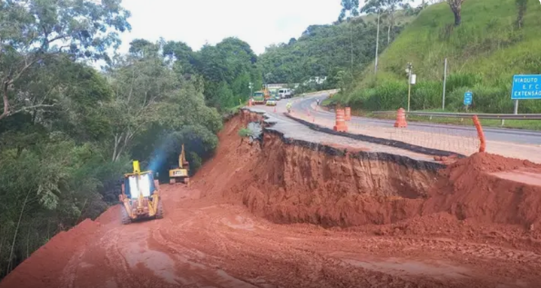 Minas Gerais tem 133 pontos de bloqueios e interdições em estradas; veja quais