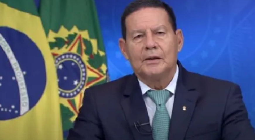 “Sem comentários”, diz Mourão sobre críticas a discurso em cadeia nacional