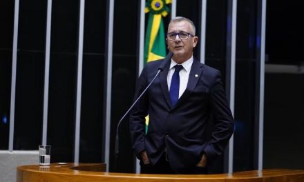 Deputado quer proibir agressores de mulheres de participarem de concursos