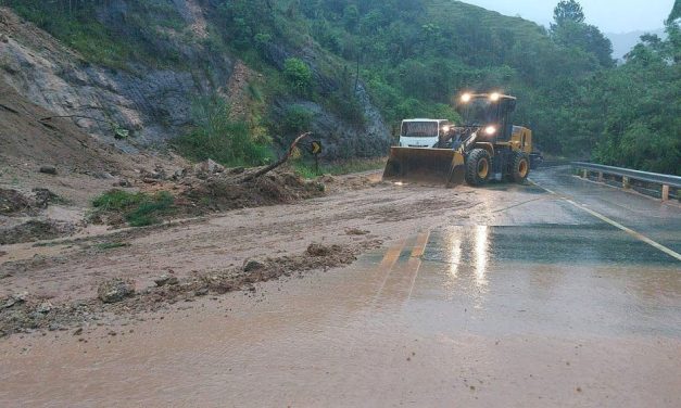 Governador de SP pede que turistas ainda não peguem as estradas
