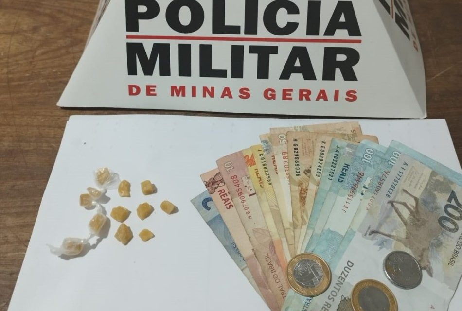 Três jovens são presos com crack e dinheiro em Arcos