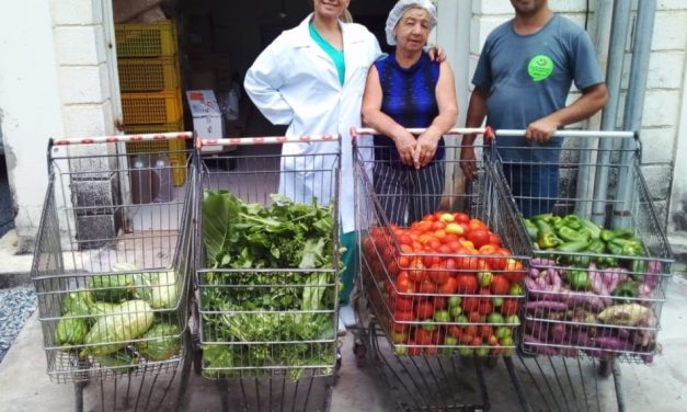 ‘Feira Solidária’: Banco de Alimentos recebe doação de mais de 250 quilos de mantimentos