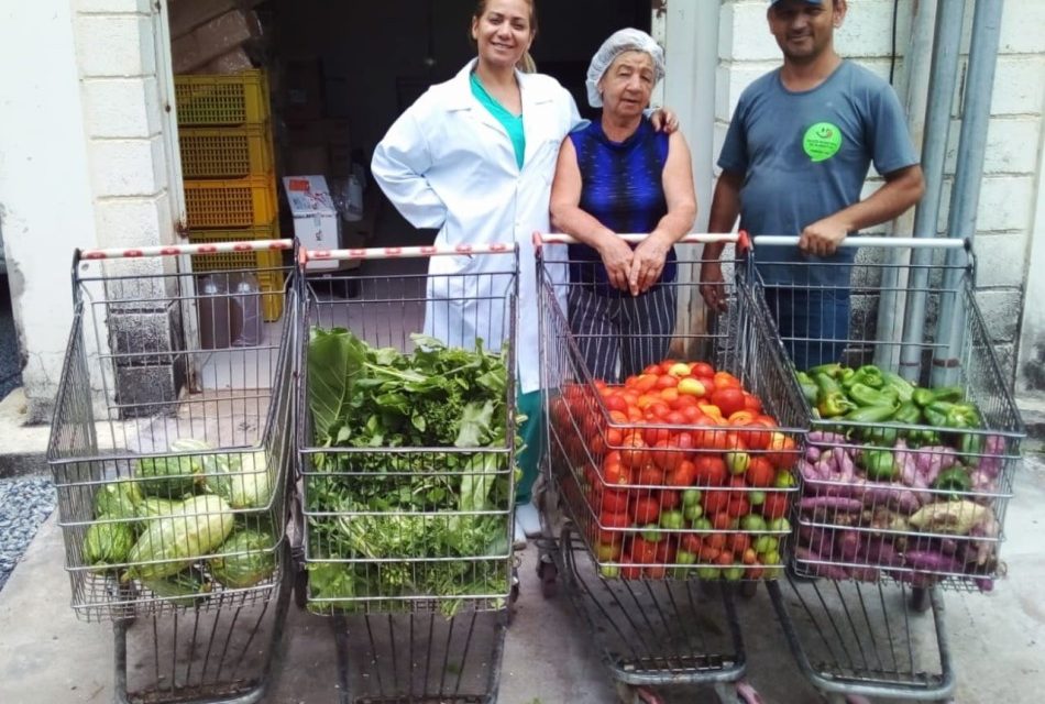 ‘Feira Solidária’: Banco de Alimentos recebe doação de mais de 250 quilos de mantimentos