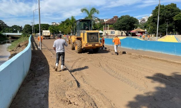 Prefeitura de Formiga realiza trabalhos de limpeza nas áreas atingidas pelos alagamentos