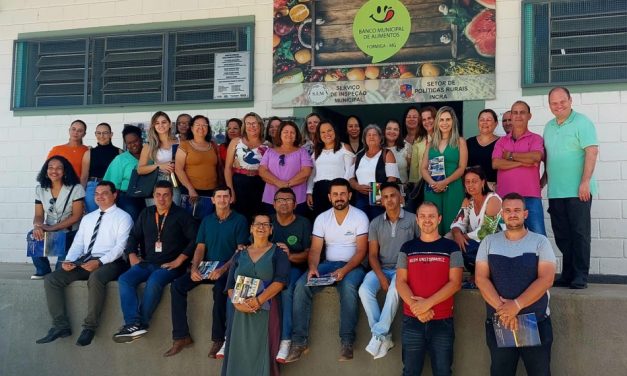 Representantes de várias cidades participam de reunião da Rede de Bancos de Alimentos em Formiga